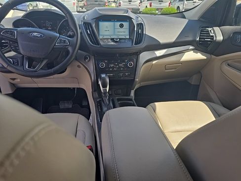 Used 2019 Ford Escape SEL AWD/4WD image 9