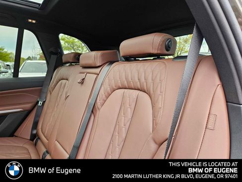 New 2026 BMW X5 xDrive50e image 21