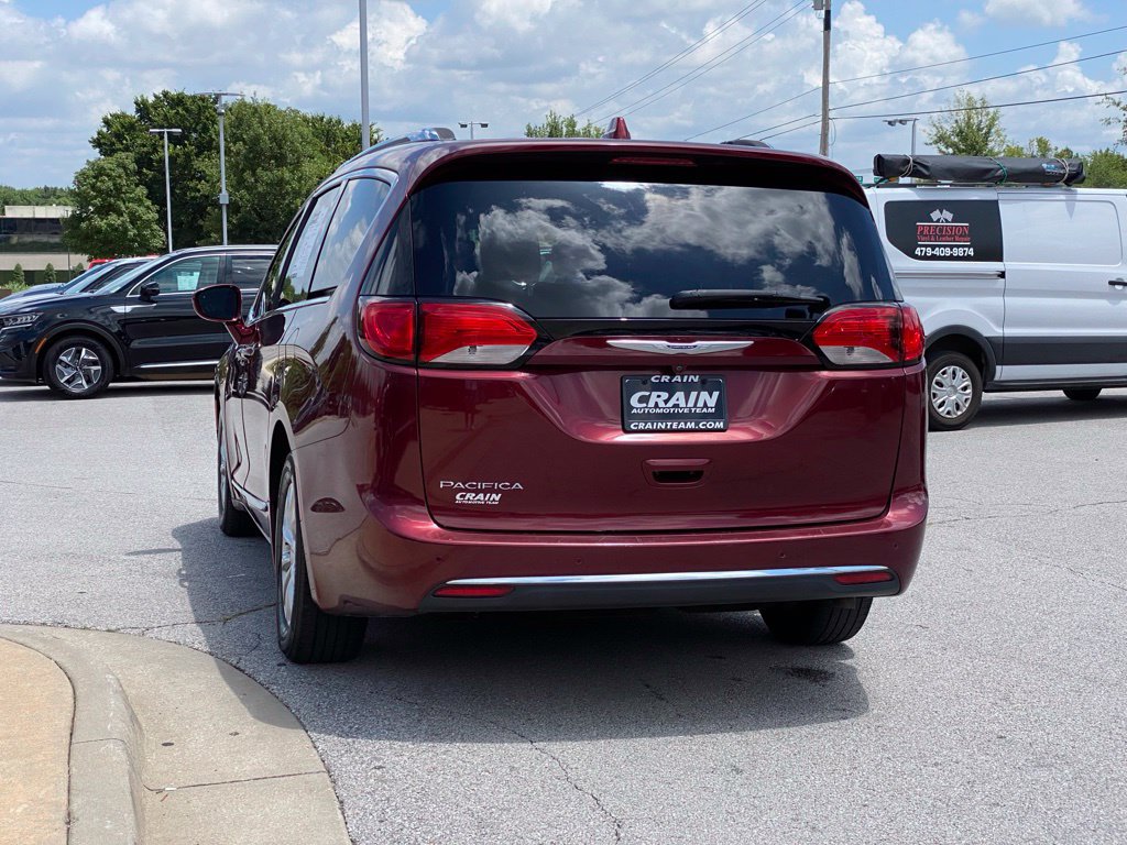 Used 2019 Chrysler Pacifica Touring-L FWD image 5