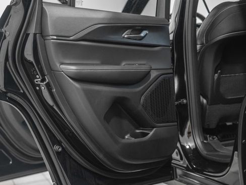 New 2025 Jeep Grand Cherokee Laredo X w/ Luxury Tech Group I image 34