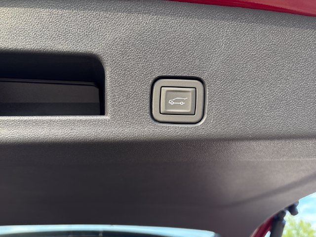 New 2026 Chevrolet Traverse RS AWD/4WD image 23