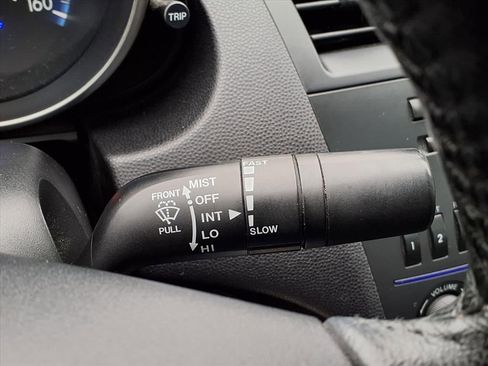 Used 2012 MAZDA MAZDA3 i Grand Touring image 18