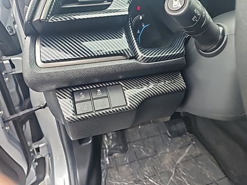 Used 2019 Honda Civic EX image 19