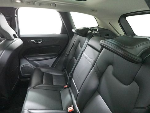 Used 2023 Volvo XC60 B5 Core image 26