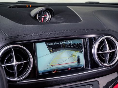 Used 2018 Mercedes-Benz SL 450 image 26