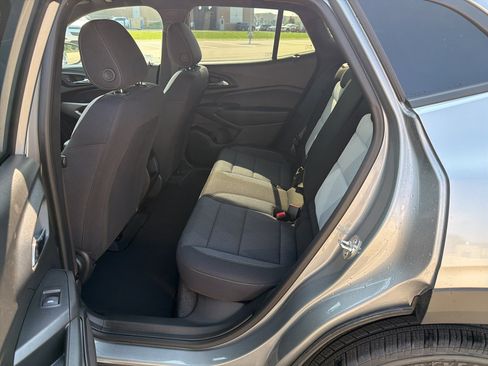 New 2026 Chevrolet Trax RS w/ Sunroof Package FWD image 11