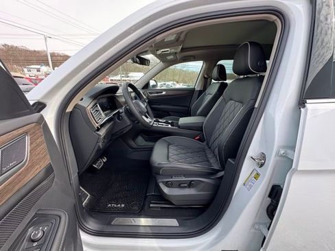 New 2026 Volkswagen Atlas SEL Premium R-Line AWD/4WD image 32