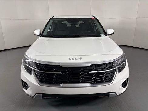 New 2026 Kia Seltos LX image 3