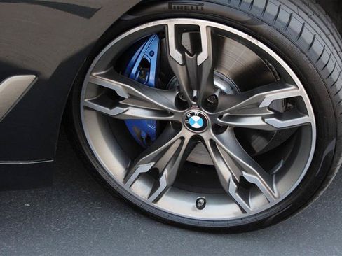 Used 2023 BMW M550i xDrive AWD/4WD image 44