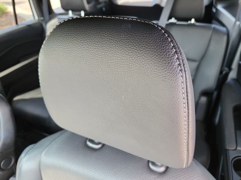 Used 2023 Honda Passport EX-L image 11