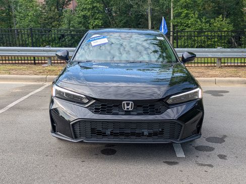 Used 2025 Honda Civic Sport image 9