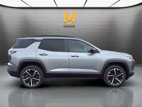 New 2026 Chevrolet Equinox RS image 2