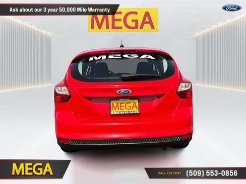Used 2014 Ford Focus SE FWD image 7