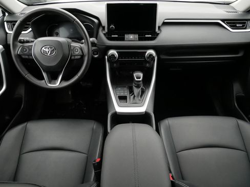 Certified 2025 Toyota RAV4 XLE Premium image 10