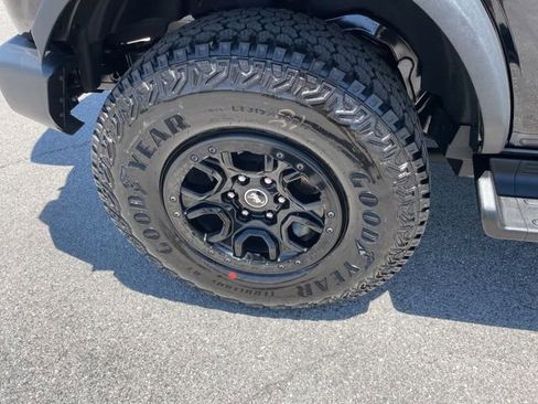 New 2026 Ford Bronco Outer Banks w/ Sasquatch Package AWD/4WD image 18