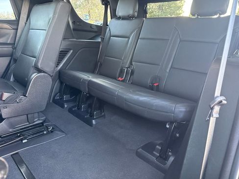 Used 2022 Chevrolet Tahoe Z71 image 24