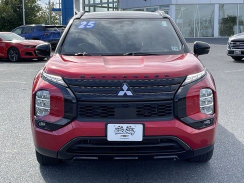 Used 2025 Mitsubishi Outlander SEL Black Edition image 12