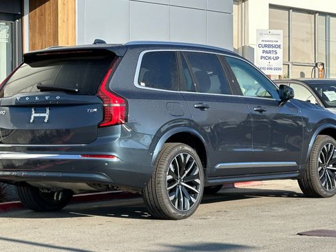 New 2026 Volvo XC90 T8 Plus w/ Protection Package Premier AWD/4WD image 2