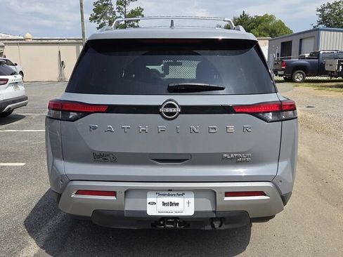 Used 2023 Nissan Pathfinder Platinum AWD/4WD image 12