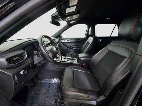 Used 2023 Ford Explorer ST-Line image 21