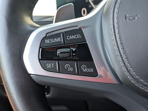 Used 2023 BMW X7 xDrive40i w/ M Sport Package AWD/4WD image 19