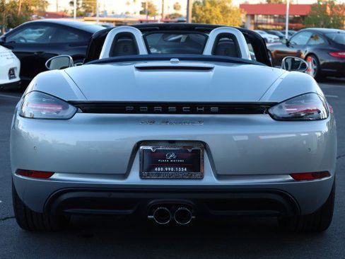 Used 2017 Porsche 718 Boxster S image 14