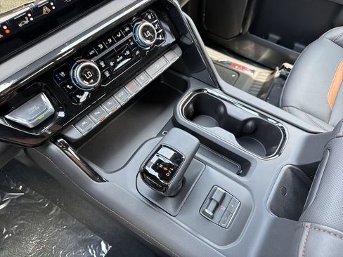 New 2026 GMC Sierra 1500 AT4 w/ Technology Package AWD/4WD image 7