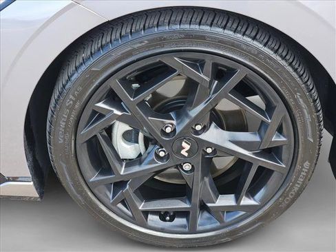 Certified 2025 Hyundai Elantra N Line FWD image 29
