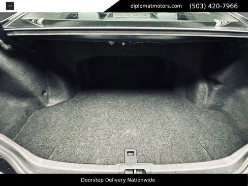 Used 2013 Toyota Camry SE FWD image 42