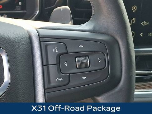 Used 2024 GMC Sierra 1500 Elevation w/ Preferred Package AWD/4WD image 8