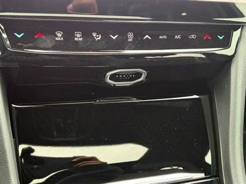 New 2026 Jeep Grand Cherokee Laredo image 21