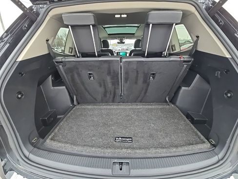 Used 2024 Volkswagen Atlas SEL image 43