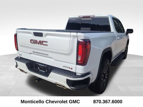 Used 2022 GMC Sierra 1500 AT4 w/ AT4 Preferred Package AWD/4WD image 7