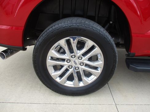 Used 2024 Ford F150 Lariat w/ Bed Utility Package AWD/4WD image 19