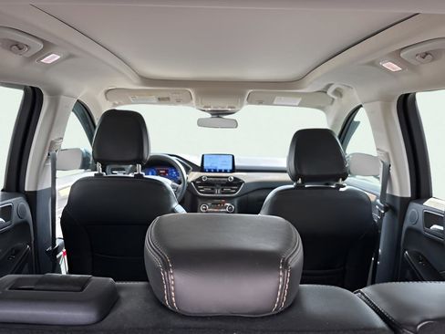 Used 2021 Ford Escape Titanium w/ Titanium Premium Package image 19