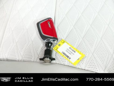 Certified 2026 Cadillac Escalade V w/ LPO, ONYX Package image 42