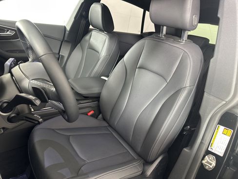 Used 2025 Audi Q8 Premium Plus w/ Premium Plus Package image 9