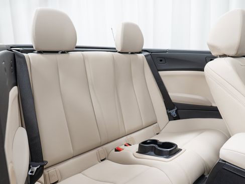 Used 2021 BMW M240i xDrive Convertible image 24