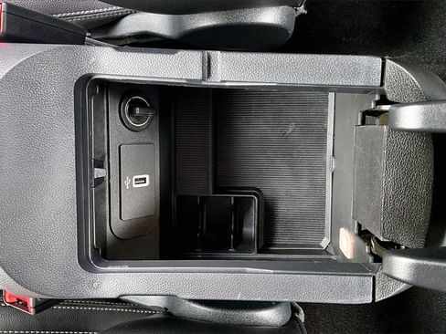 Used 2020 Ford Mustang Premium image 25