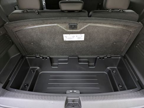 New 2026 Buick Enclave Sport Touring w/ Power Package AWD/4WD image 37