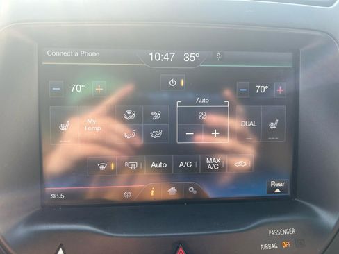 Used 2014 Ford Explorer XLT w/ Equipment Group 202A image 25