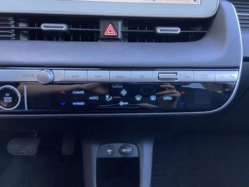 Used 2024 Hyundai Ioniq 5 Limited AWD/4WD image 21