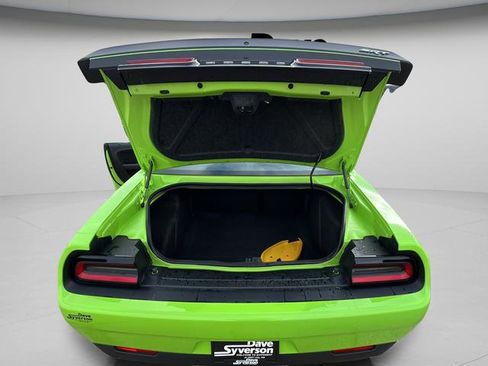 Used 2015 Dodge Challenger SRT Hellcat image 25