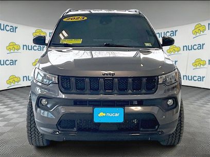 Used 2023 Jeep Compass Altitude