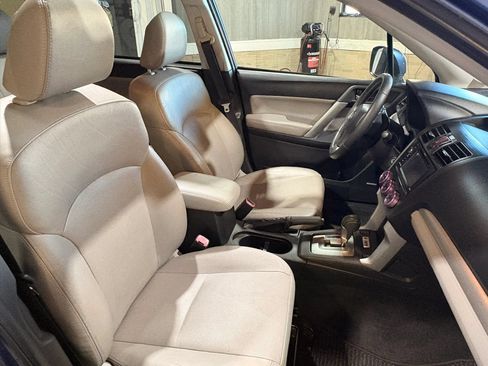 Used 2015 Subaru Forester 2.5i Limited AWD/4WD image 21