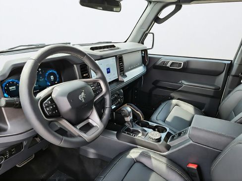 New 2026 Ford Bronco Badlands AWD/4WD image 11