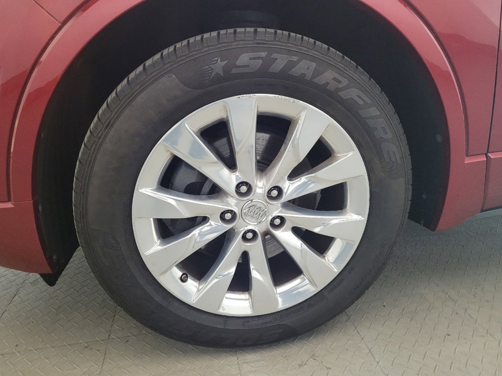 Used 2017 Buick Envision Essence FWD image 31