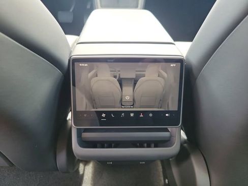Used 2025 Tesla Model 3 Long Range RWD image 11