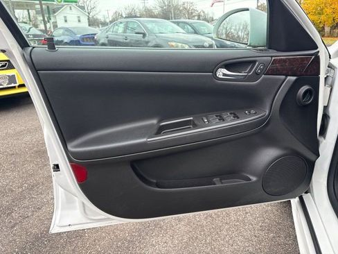 Used 2013 Chevrolet Impala LS image 9