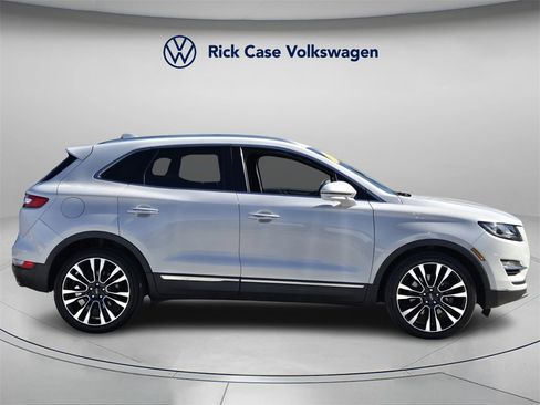 Used 2019 Lincoln MKC Reserve image 3